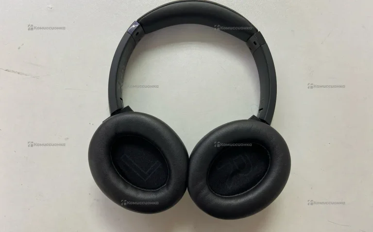 Наушники Soundcore Q20i