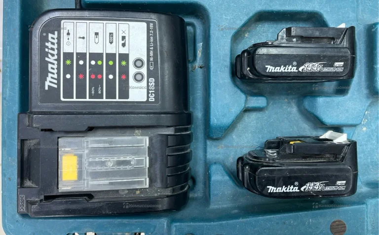 2акб+зарядная станция Makita DC18SD