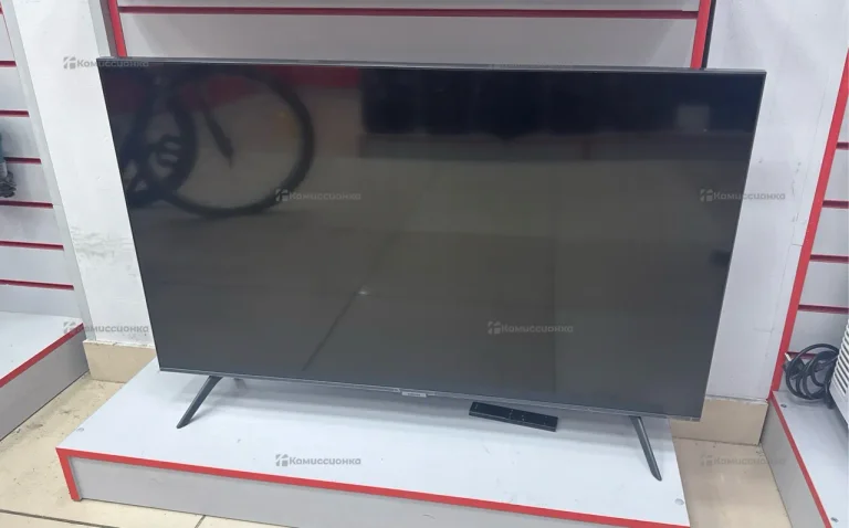 Телевизор Samsung UE43AU7100U