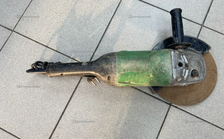 УШМ Hitachi G23SS