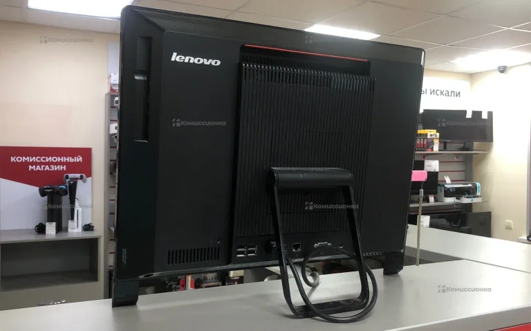 Моноблок LENOVO 3571L8G