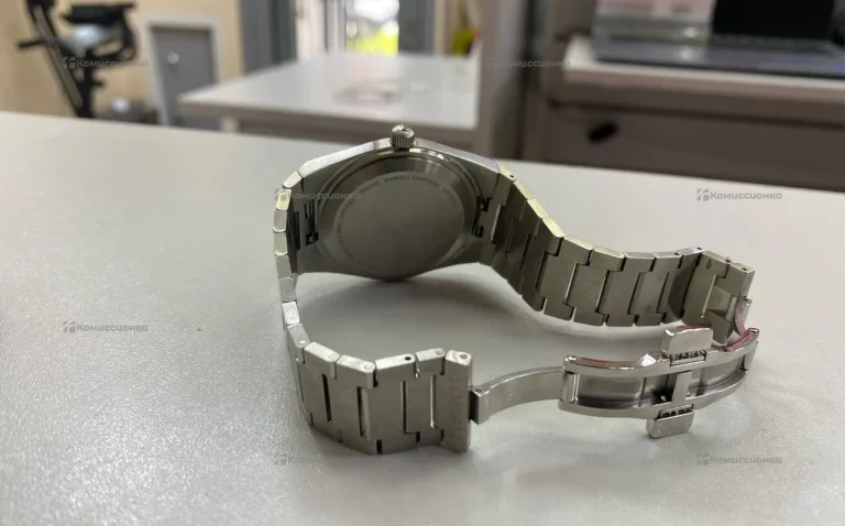 Часы Tissot PRX Emerald