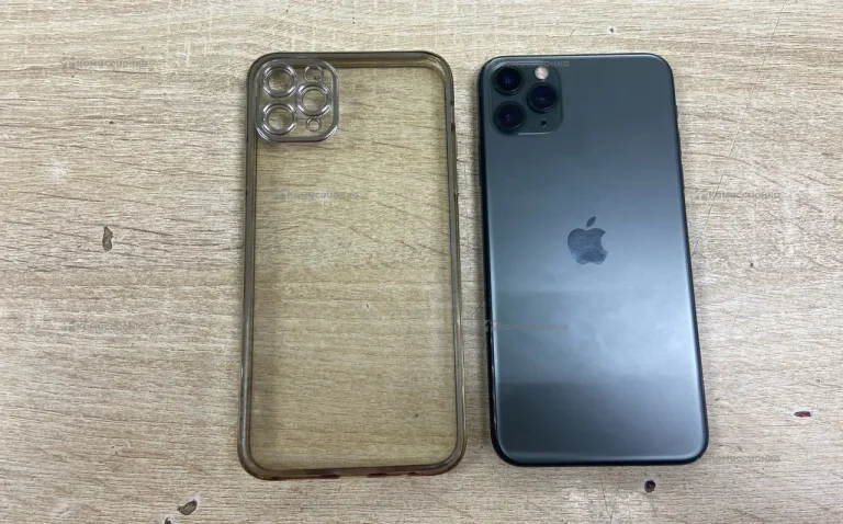 Apple iPhone 11 Pro Max 4/64 ГБ