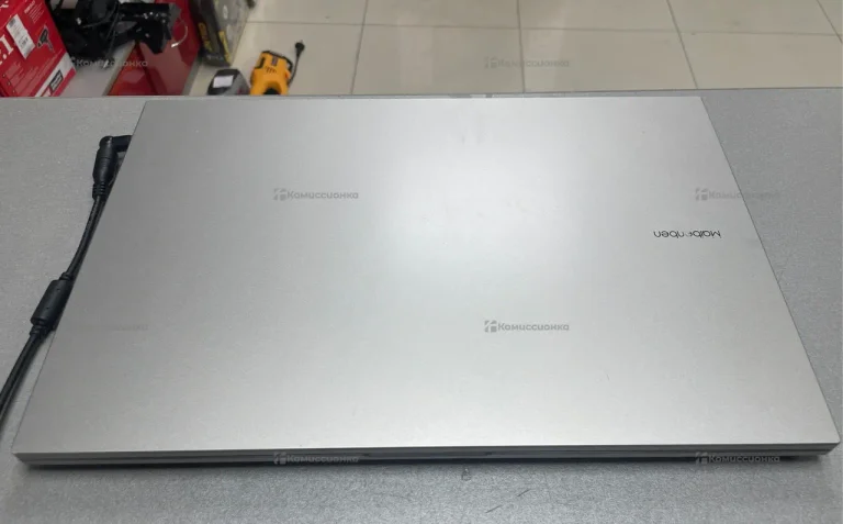 Ноутбук  Maibenben MaiBook M