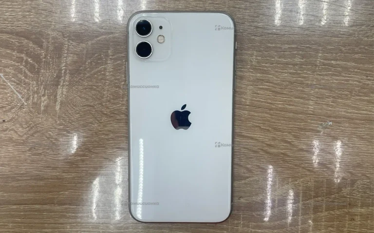 Apple iPhone 11 4/64 ГБ