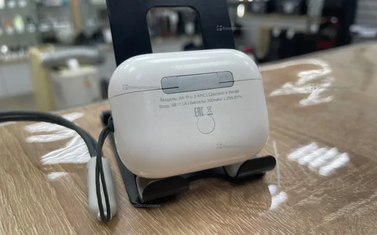 AirPods экран