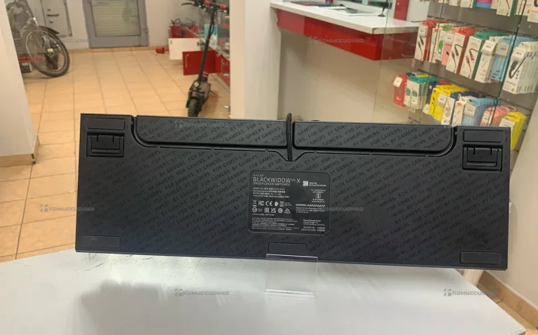 Игровая клавиатура Razer BlackWidow V4 Yellow Swit