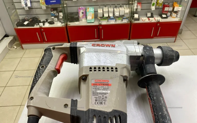 Перфоратор CROWN CT18158