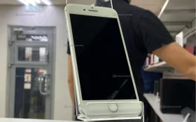 Apple iPhone 8 2/64 ГБ