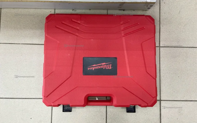 Набор инструментов Milwaukee 4В1