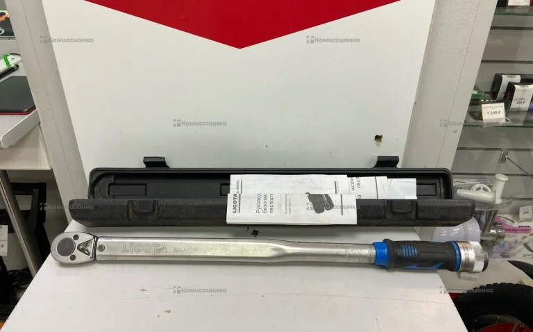 Динамометрический ключ LICOTA AQL-N4350