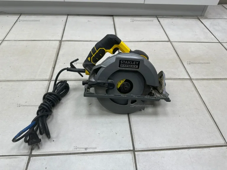 Циркулярная пила Stanley Fatmax FME301