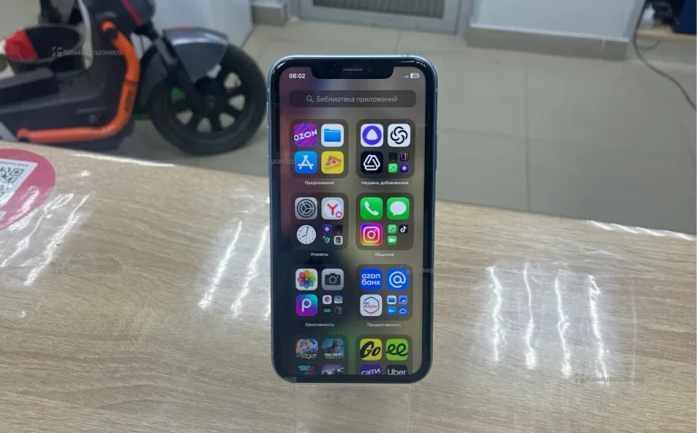 Apple iPhone XR 3/64 ГБ