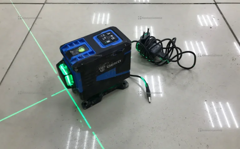 Лазерный уровень Deko 12 линий