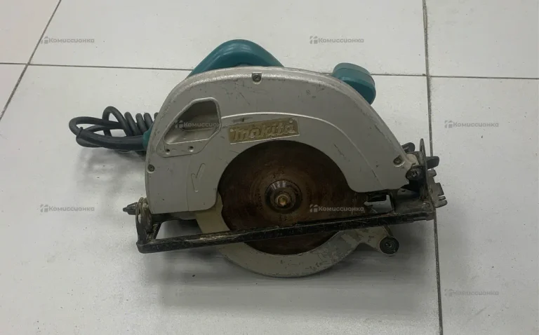 Дисковая пила makita 5704R