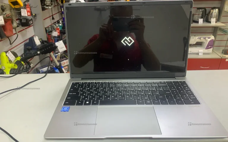 Ноутбук  digma eve c5403