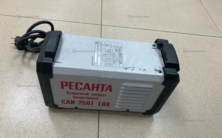 Сварочный аппарат РЕСАНТА САИ-250Т LUX