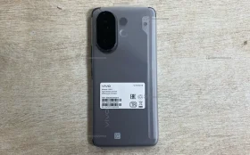 Vivo Iqoo V60 12/512
