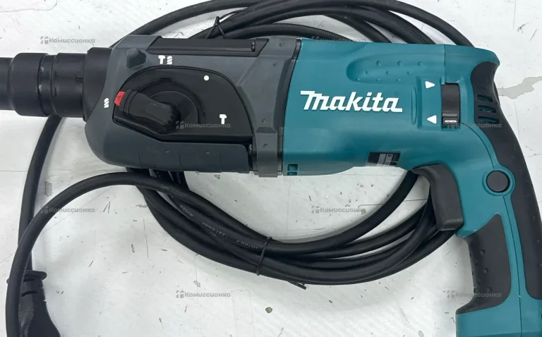 Перфоратор Makita HR2470 2024 г.