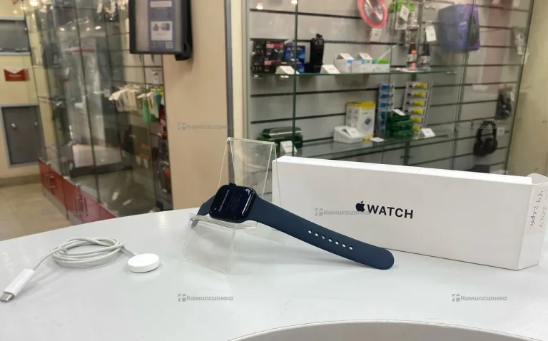 Часы Apple watche SE Gen2 44mm