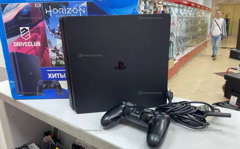 Приставка PS4. Slim 500Gb