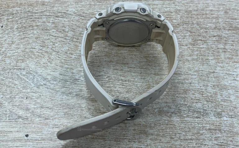 Часы  Casio baby-g