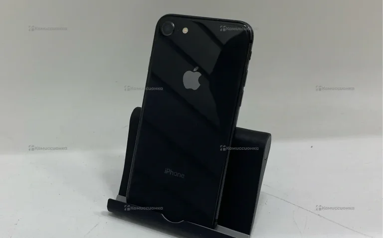 Apple iPhone 8 2/64 ГБ