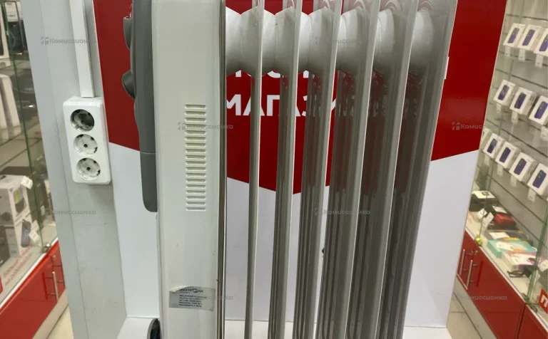 Масленый обогреватель Maxtronic