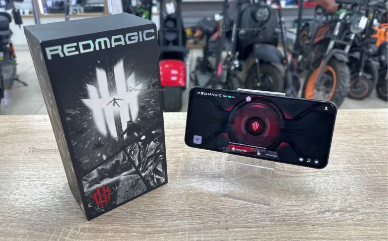 ZTE nubia RedMagic 7 18/256 ГБ