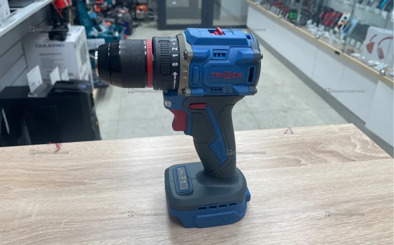 Аккумуляторный шуруповерт Triger 20121