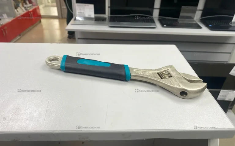 разводной ключ