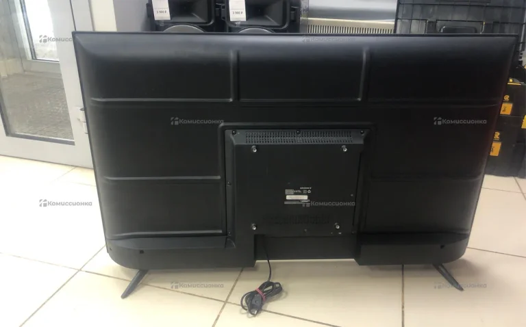 телевизор QLED COLOR