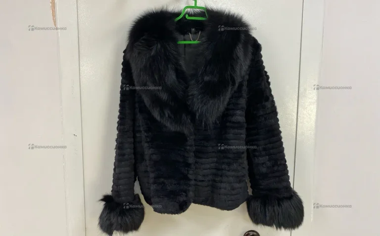 Полушубок из кролика 48-50р
