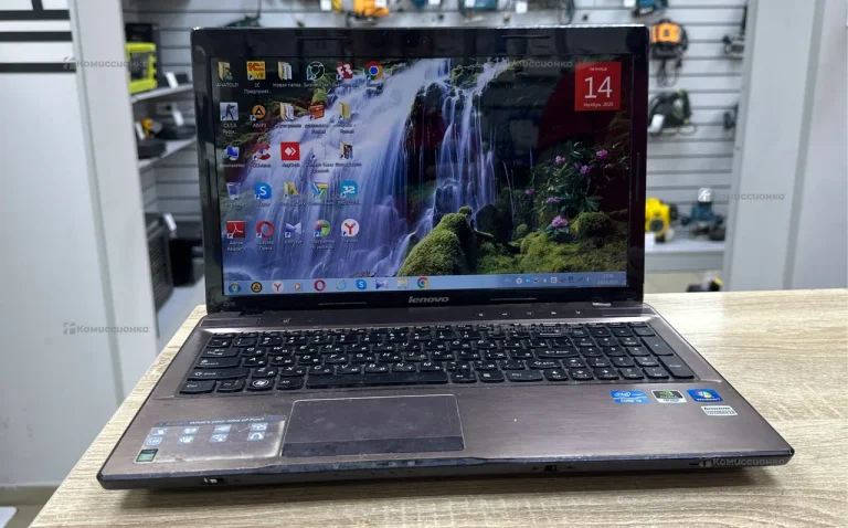 Ноутбук  Lenovo