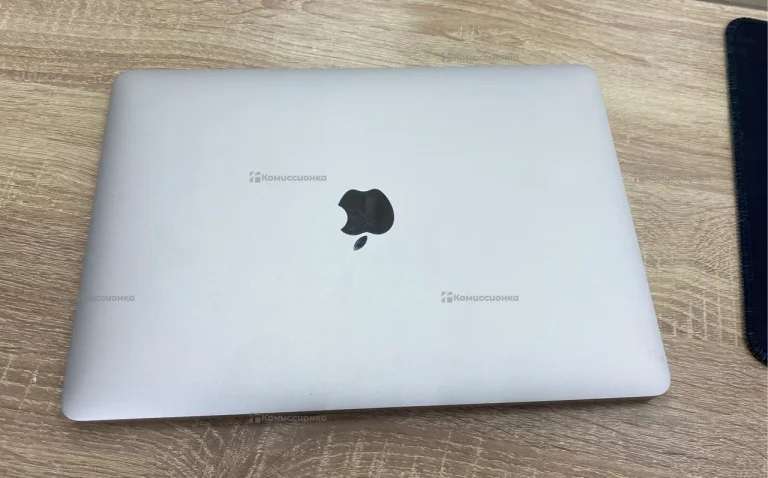Ноутбук  macbook pro 2017