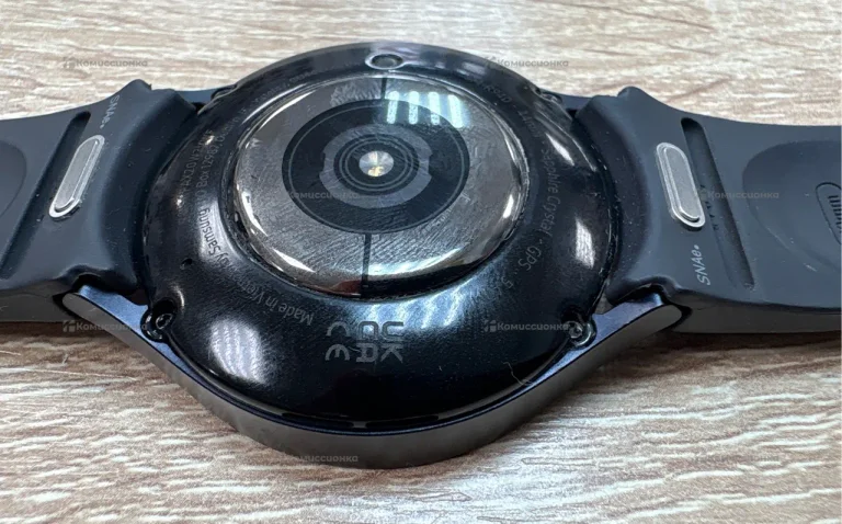 Часы  samsung wath 6