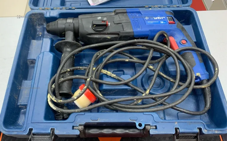 Перфоратор зубр зп-26-800