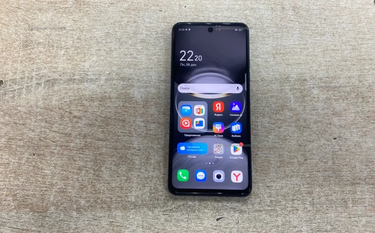 Tecno Spark 30 8/256 ГБ