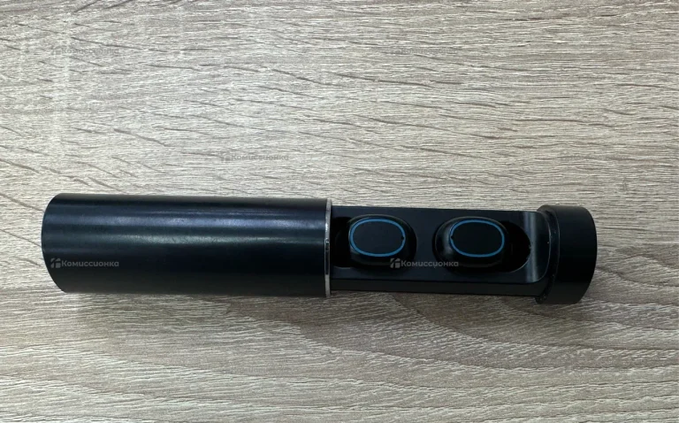 Наушники  yes