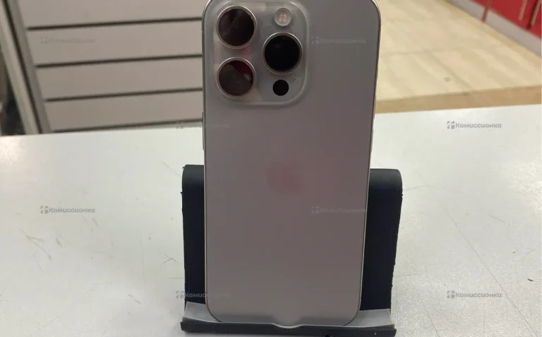 Apple iPhone 15 Pro 8/128 ГБ