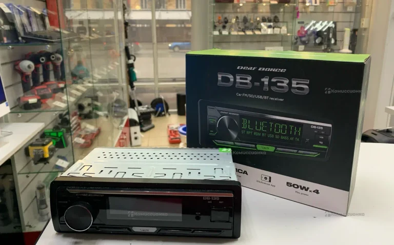 Автомагнитола  Deaf Bounce DB-135