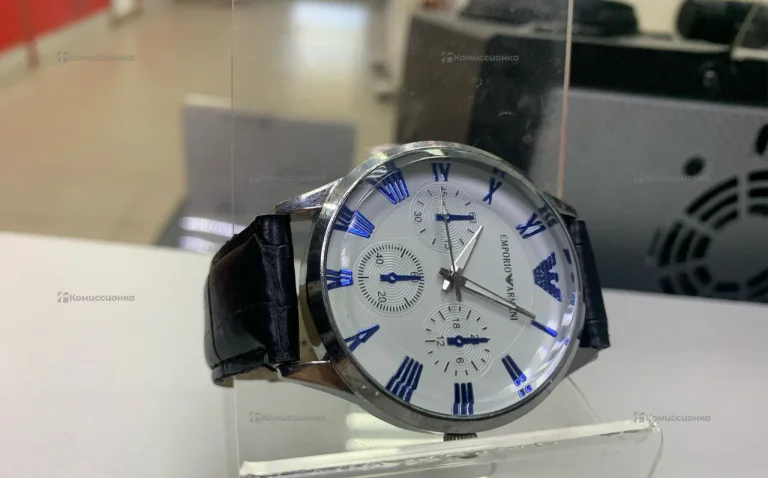 Часы  emporio armani