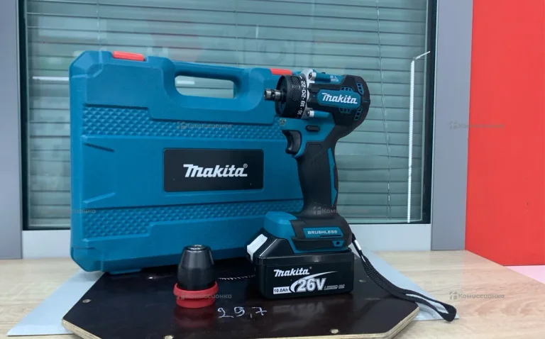 безщеточный шуруповерт Makita патрон