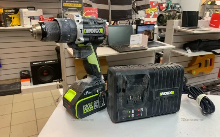Шуруповерт Worx WU373