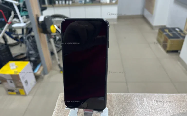 Apple IPhone 8 64Gb