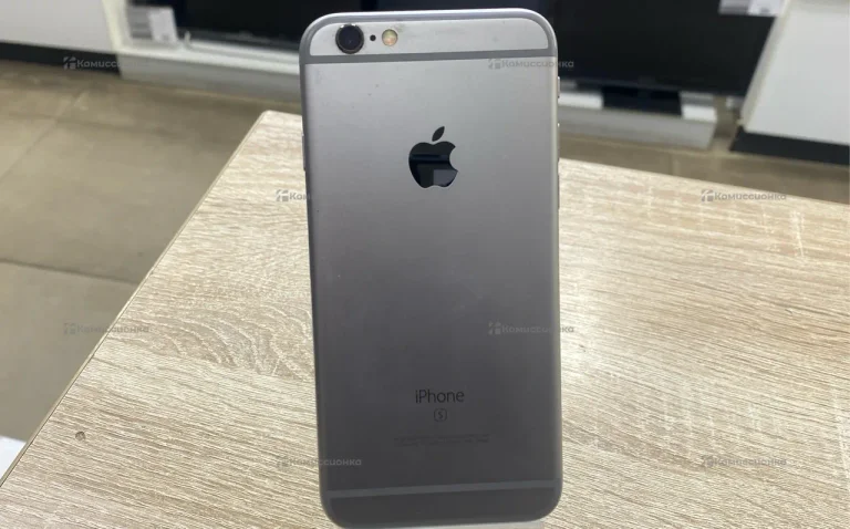 Apple iPhone 6s 2/32 ГБ
