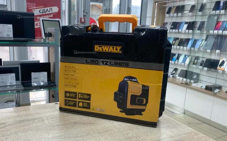 лазерный уровень реплика DeWalt
