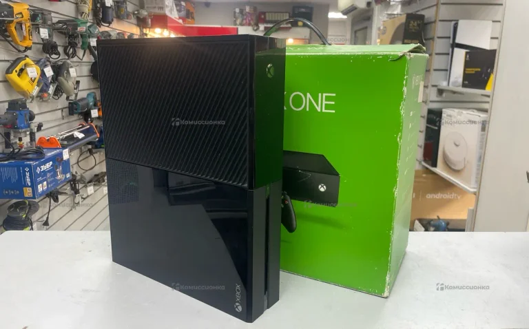Приставка Xbox One 500Gb