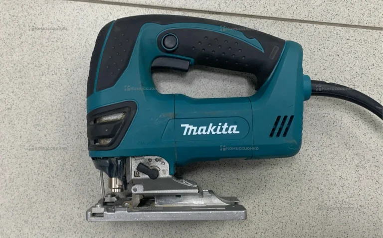 Электролобзик makita 4350FCT