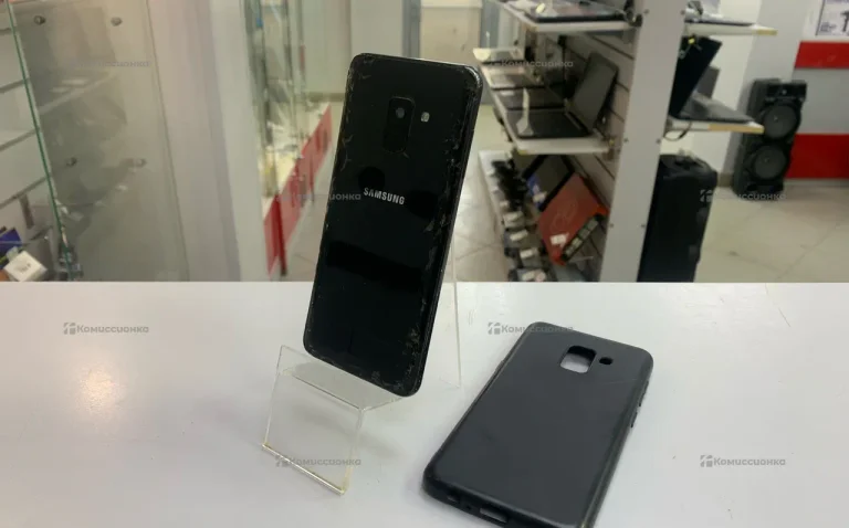 Samsung Galaxy A8 (2018) 4/32Gb